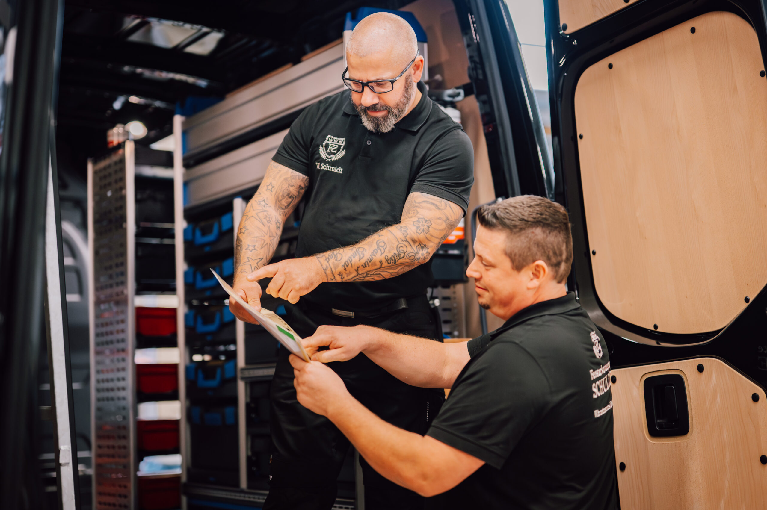 Professionelle Fenstermontage vom Handwerksbetrieb – sorgfältige Arbeit, fester Ansprechpartner und verlässliche Umsetzung in Köln.