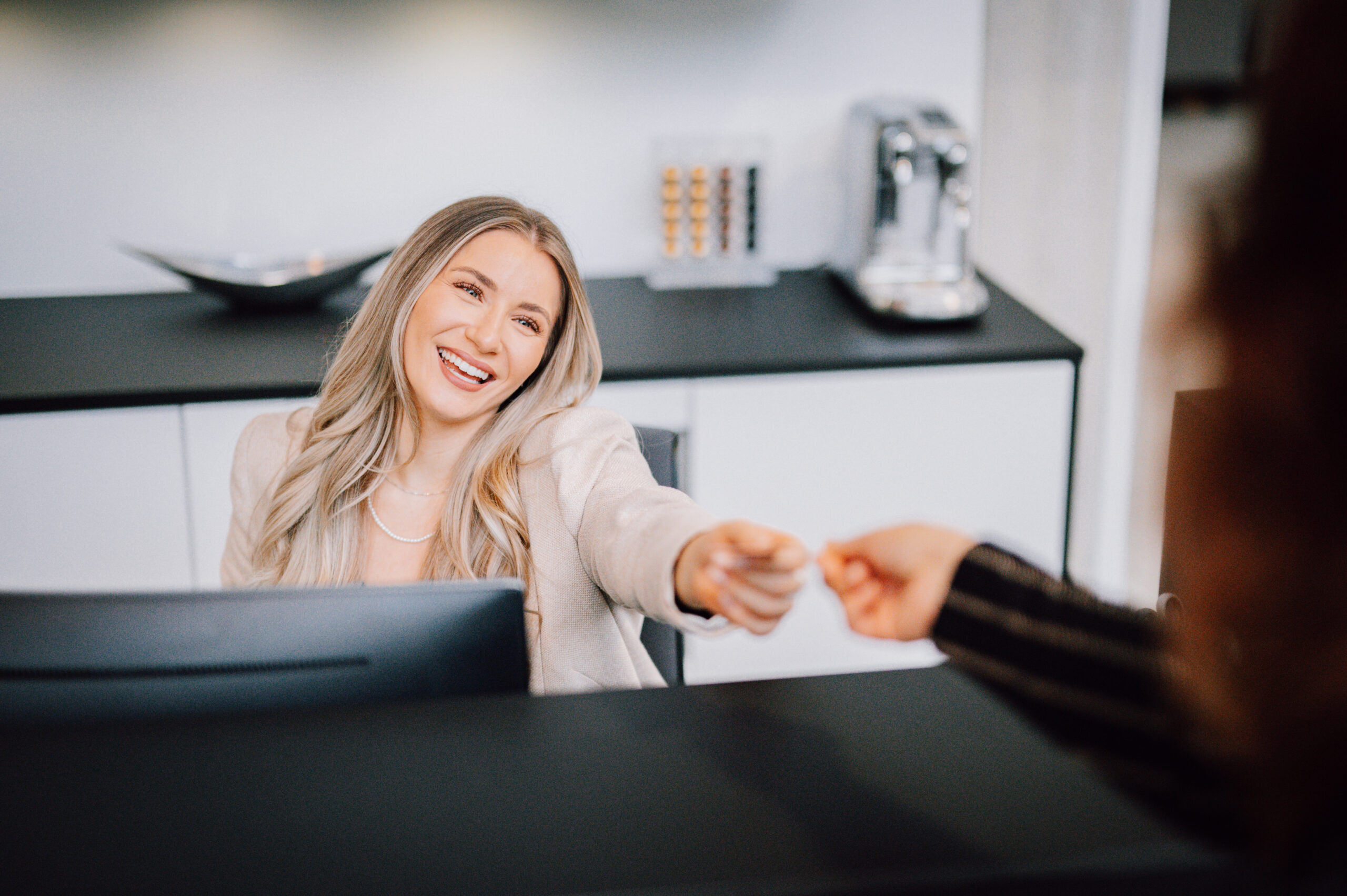 Familiengeführter Handwerksbetrieb aus Köln mit echtem Serviceversprechen – klare Abläufe, fester Ansprechpartner und verlässlicher Handschlag.